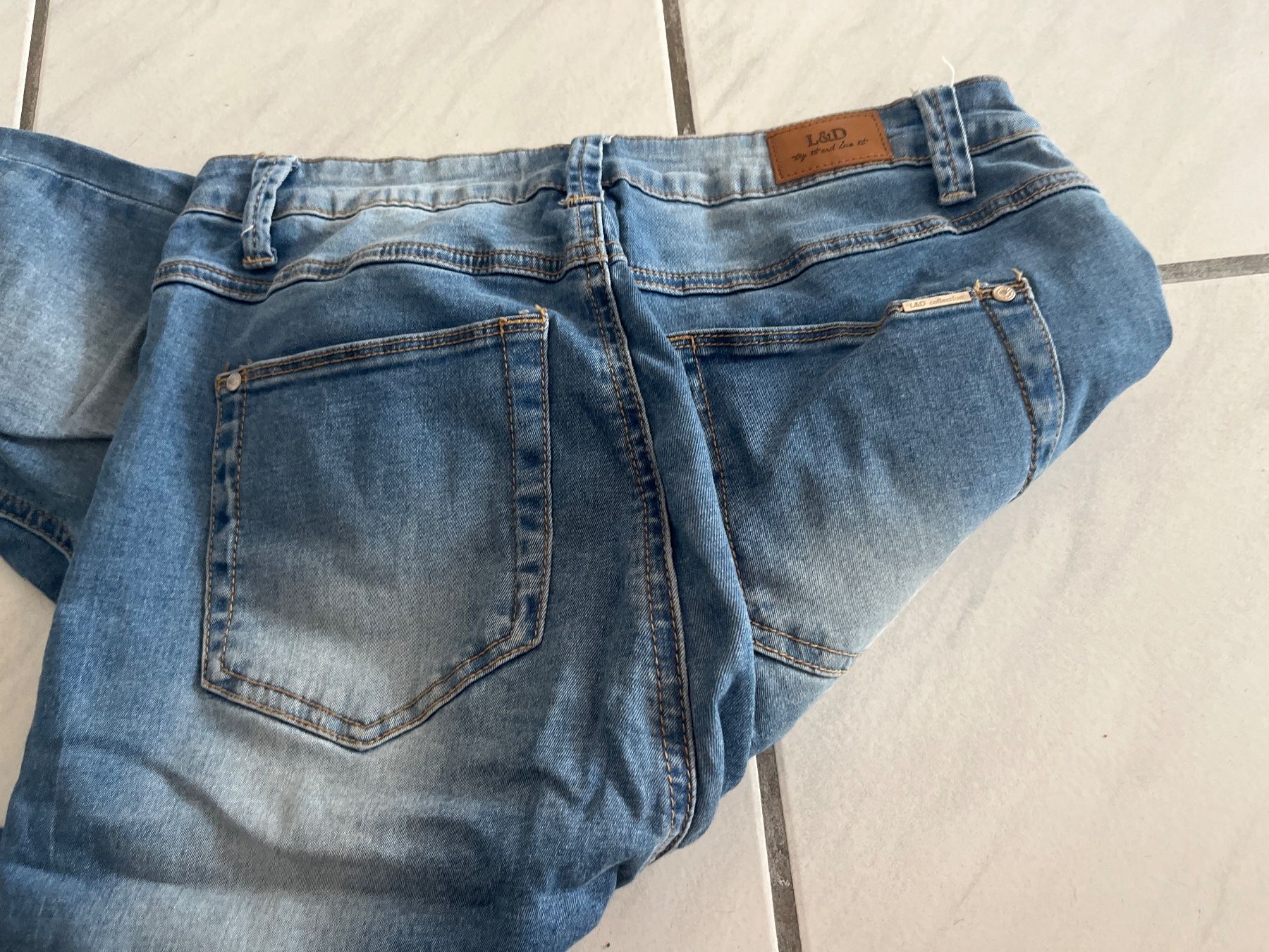 Jeans: Jeans – Usato da Chiasso venduto da AzenYa 2