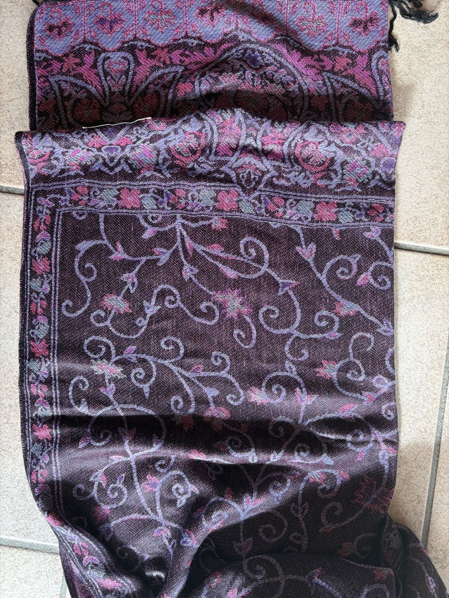 Foulard & Sciarpe: Kaschmir Schal – Usato da Fribourg venduto da ann_f6js 4