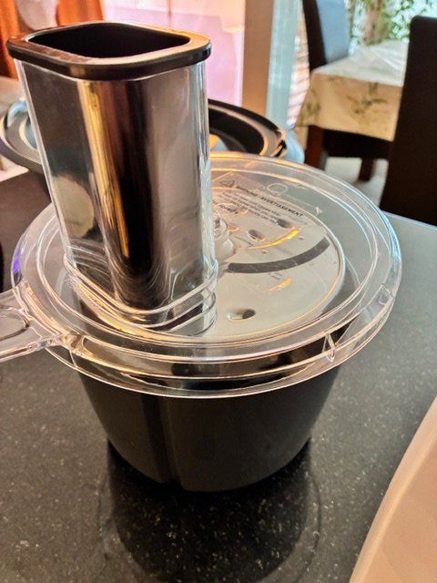 Thermomix Appareils de cuisine: TM6 avec beaucoup d'accessoires. – D'occasion à Avenches par xavix1977 5