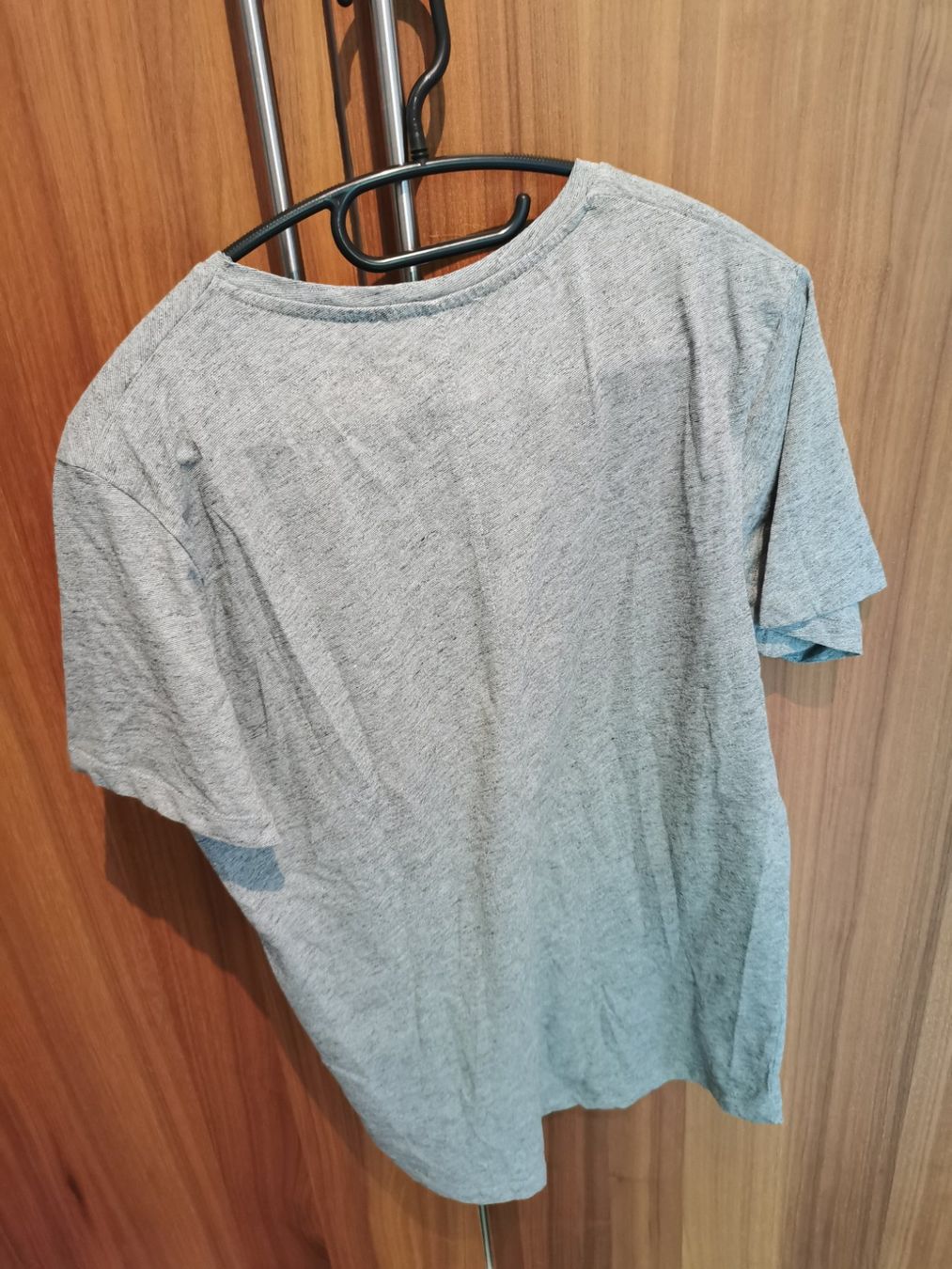 T-shirt: T-Shirt – Usato da Bern venduto da Linii 2
