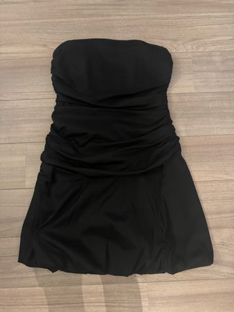 YOUNG COUTURE Schwarzes trägerloses Kleid Gr. 38 