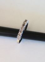 Ring mit Strasssteinen, Gr. 62.8 mm