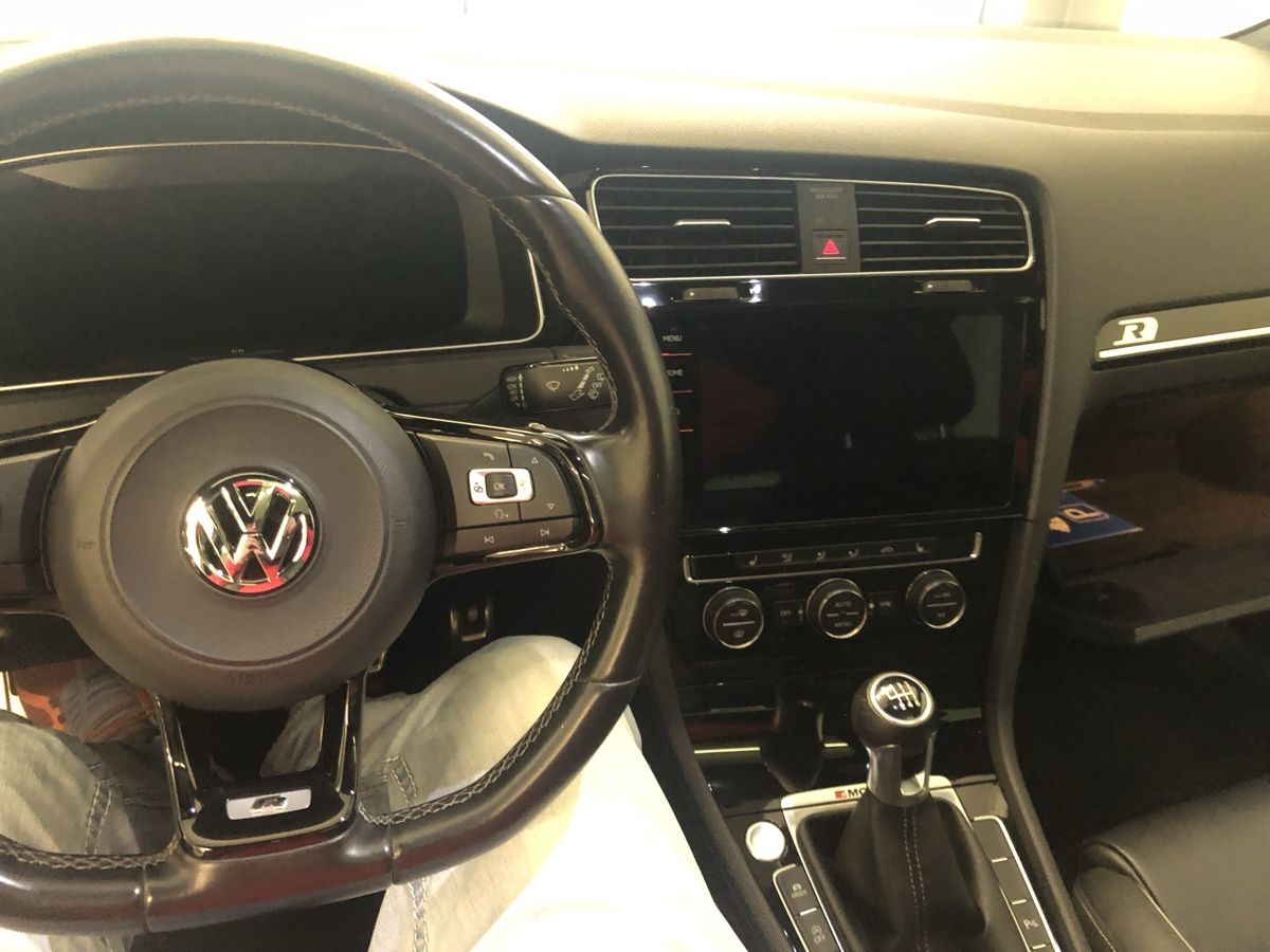 VW Automobili: VW Golf VII R, Golf 7.5 R Facelift + 383PS – Usato da Illighausen venduto da remi 4