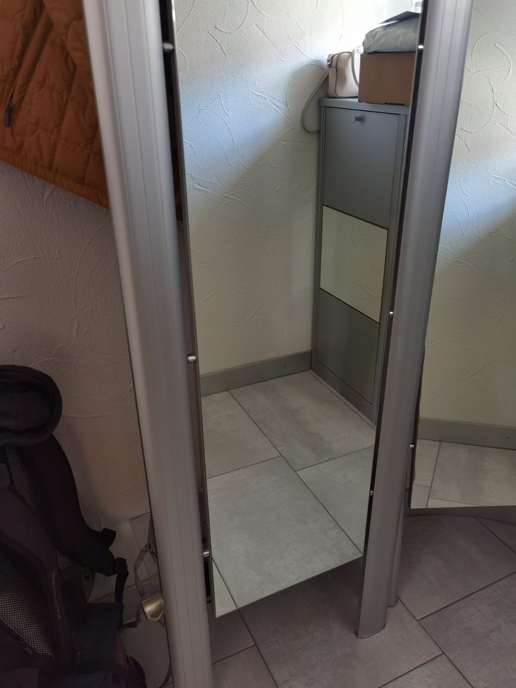 Guardaroba: Garderobe – Usato da Wohlen AG venduto da Mikisal 1