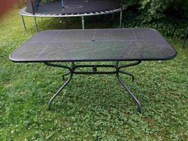 Gartentisch von Hunn Streckmetall