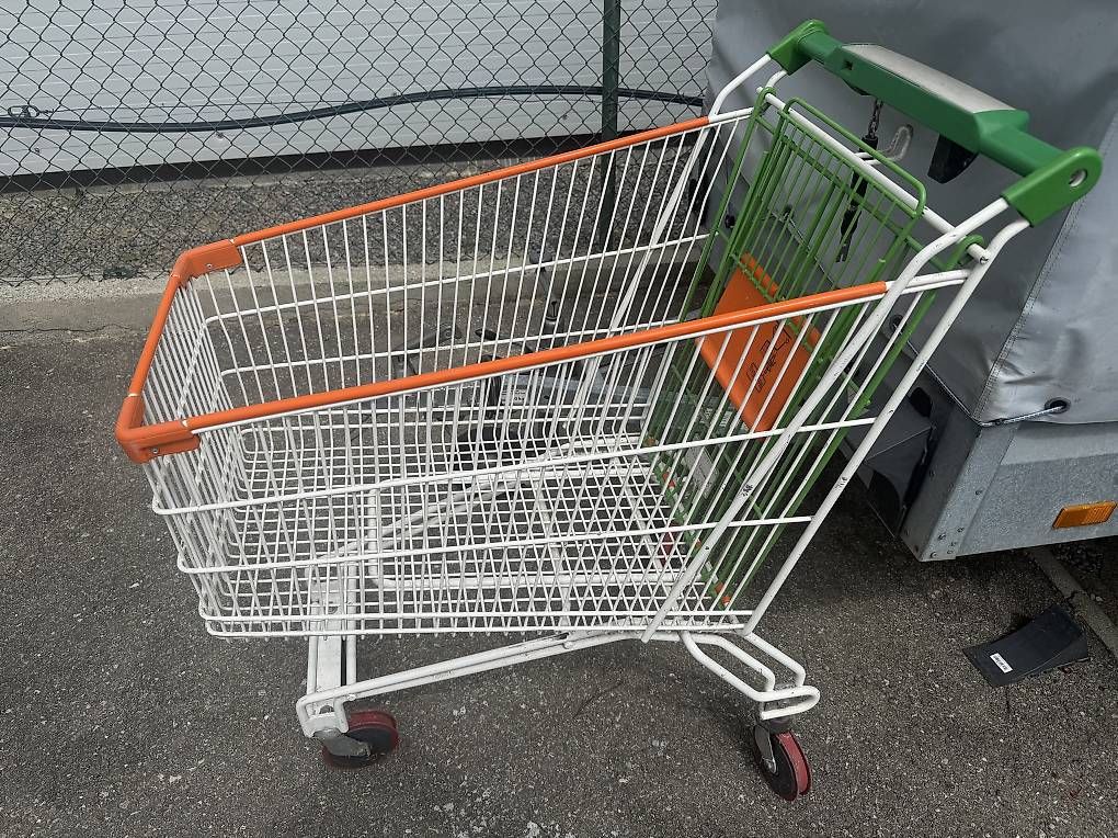 Altro per la casa: Ancien caddie de courses  – Usato da Villeneuve FR venduto da ztop67