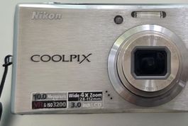 Nikon COOLPIX S610 Digitalkamera, 10 MP, 4x Zoom, silber