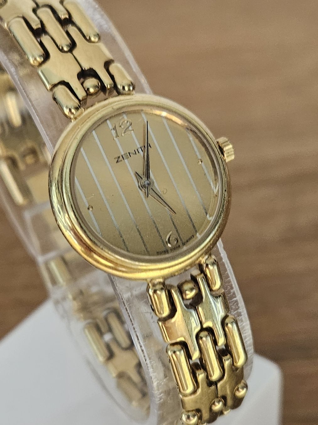 Zenith Uhren: Zenith Damenuhr 23mm – Gebraucht aus Flamatt von pie_f9zm 1