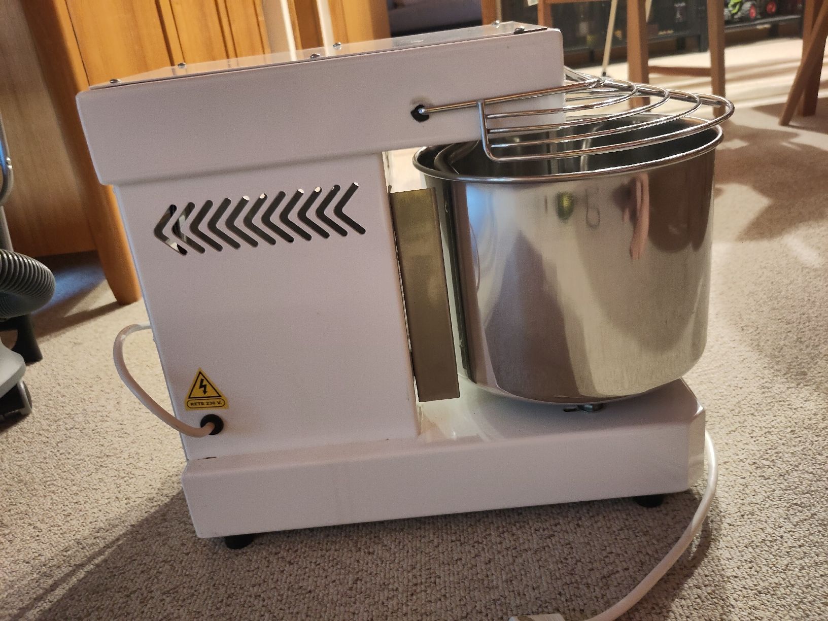 Elettrodomestici da cucina: Teigknetmaschine COMAP IM.8 Spiralknetmaschine – Usato da Madiswil venduto da burri-hanspeter 2