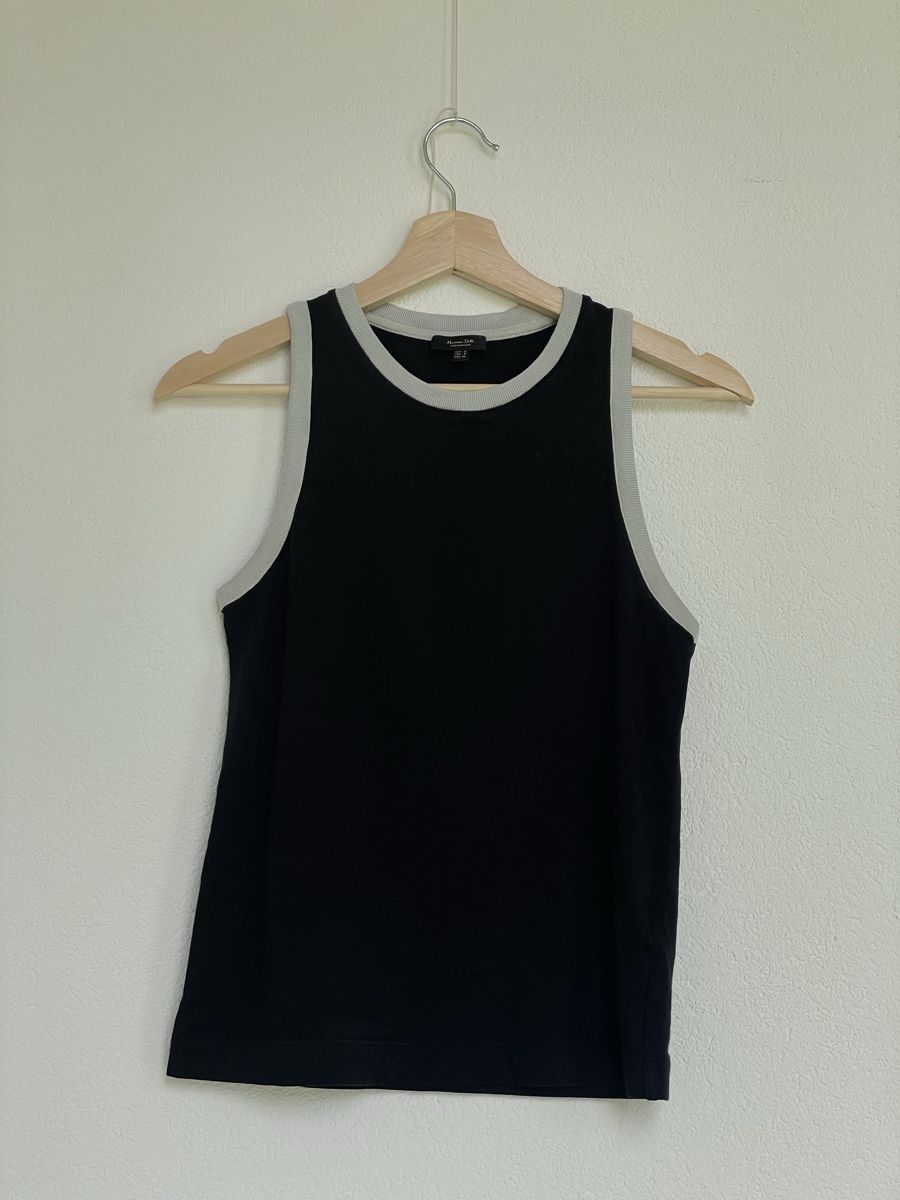 Massimo Dutti Tops: Damen Tanktop Schwarz Grösse S Massimo Dutti – Gebraucht aus Pignia von lot_2bw2