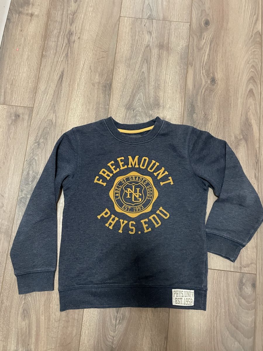 Lotti & Set di vestiti: 3 Kinder Pullover und Kapuzenjacken gebraucht gemischt – Usato da Dornach venduto da san_s2qy 1