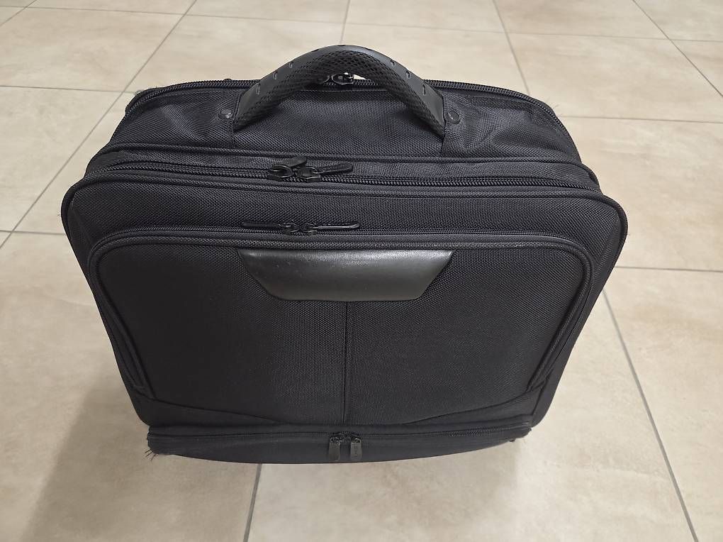 Valigie & Borse: Rollkoffer – Usato da Zürich venduto da alfa1000