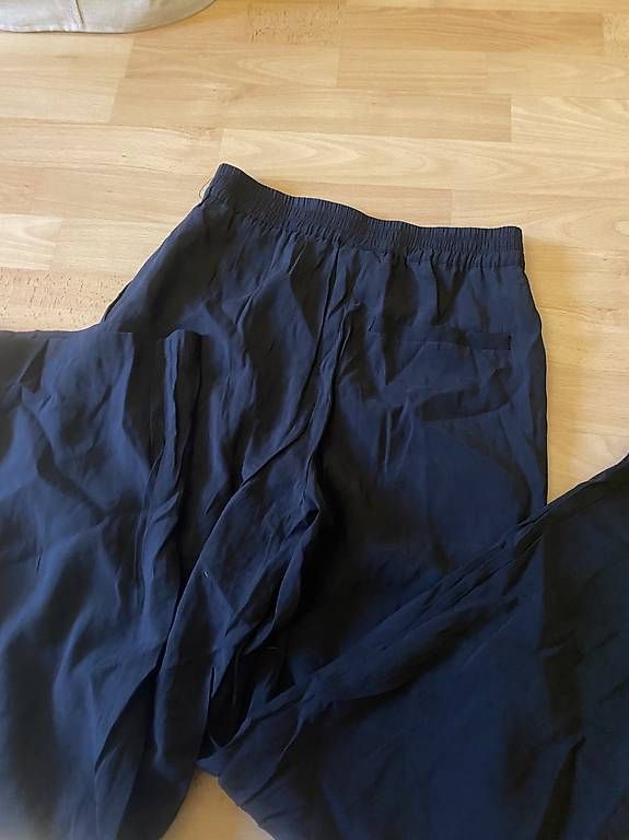 Pantaloni: Nümph hose dunkelgrau – Usato da Bern venduto da n-dine 4