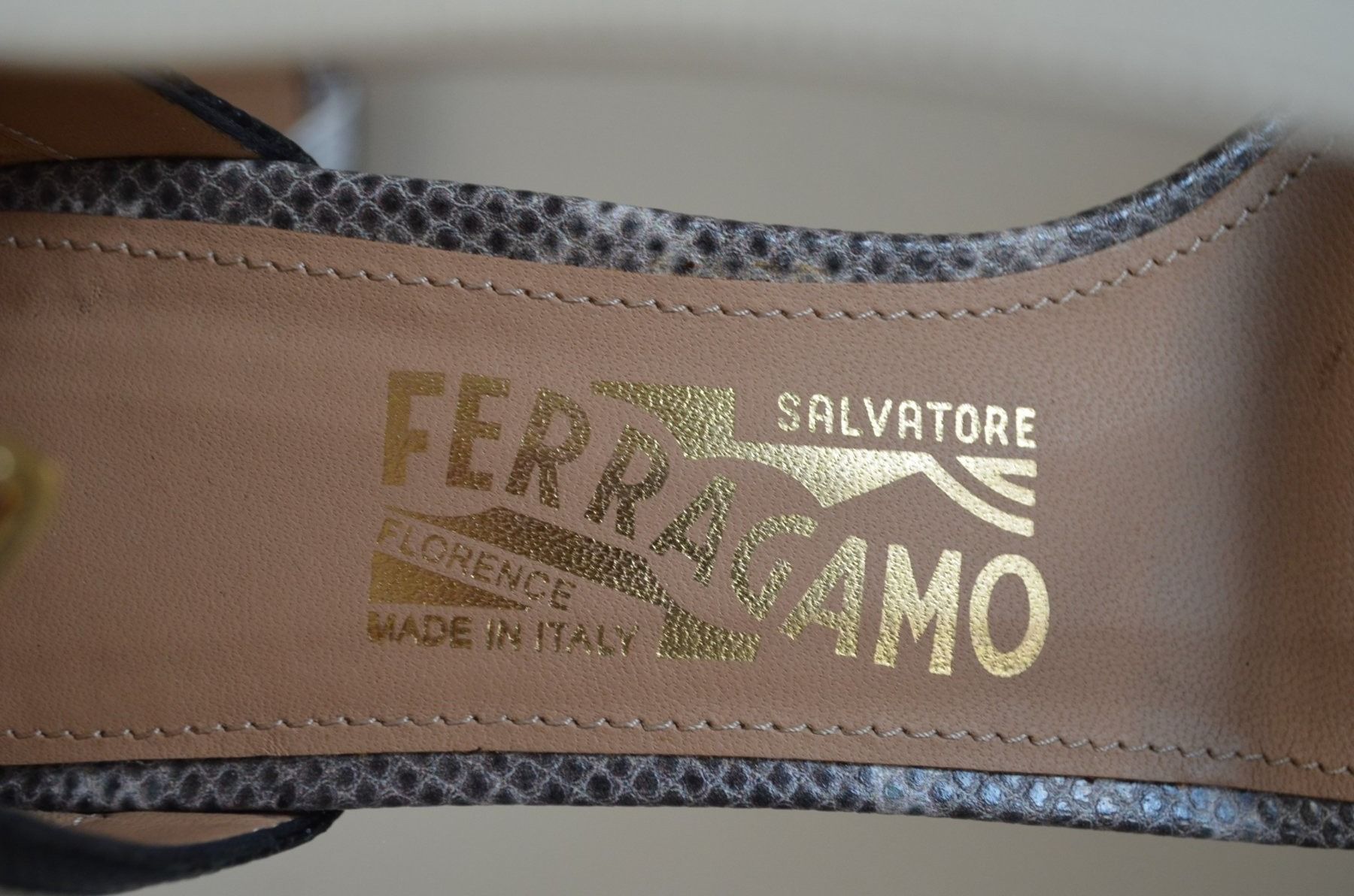 Scarpe da donna: Salvatore Ferragamo Sandalette – Usato da Locarno venduto da DarjaRonco 5