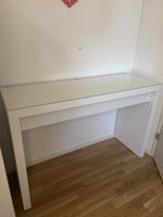 IKEA Malm - Schminktisch weiss Glasplatte Schublade