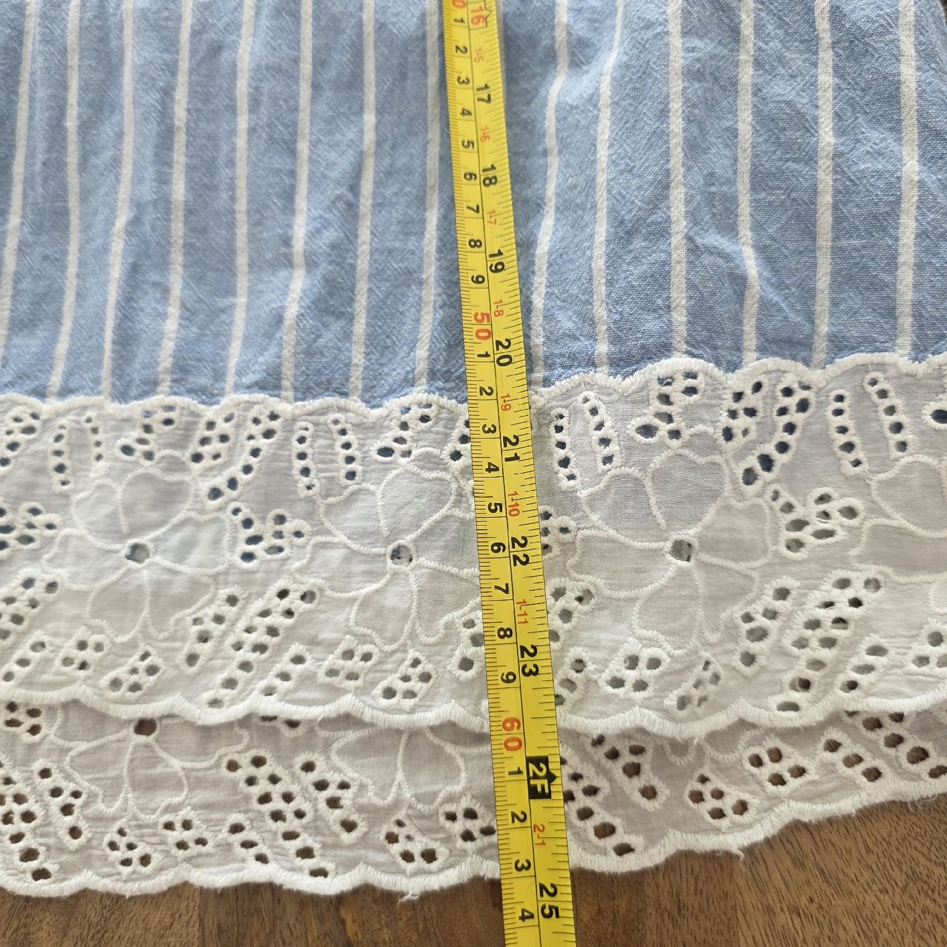 Zara Chemisiers: Zara Bluse gestreift hellblau mit Spitze Grösse S/ M – D'occasion à Rheinsulz par Gilea 8