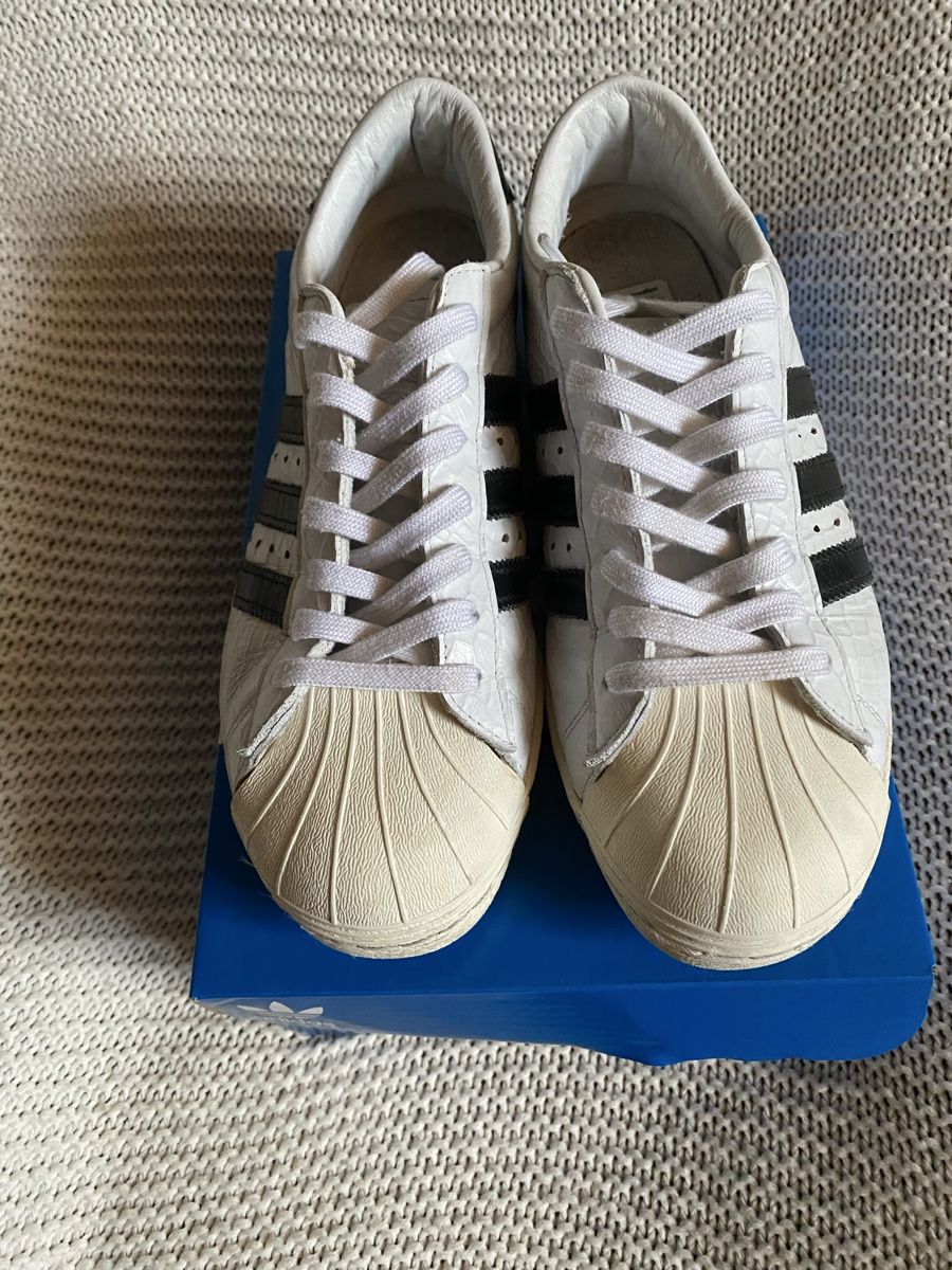 Adidas Scarpe da uomo: Adidas Superstar cuir by HYKE 42 – Usato da Geneve venduto da Monthoux13 1