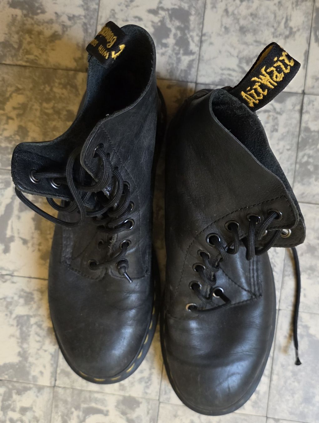 Dr. Martens Scarpe da donna: Dr. Martens  Noire taille 39 – Usato da Yverdon-les-Bains venduto da van_dq65 5