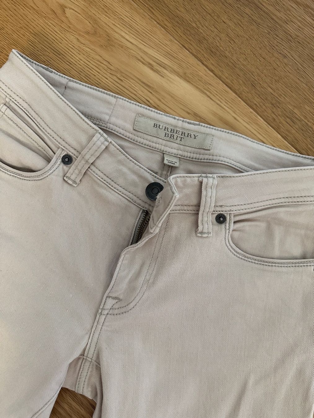 Burberry Jeans: Burberry Hose - Skinny 25 – Usato da Hochdorf venduto da lefaho 2