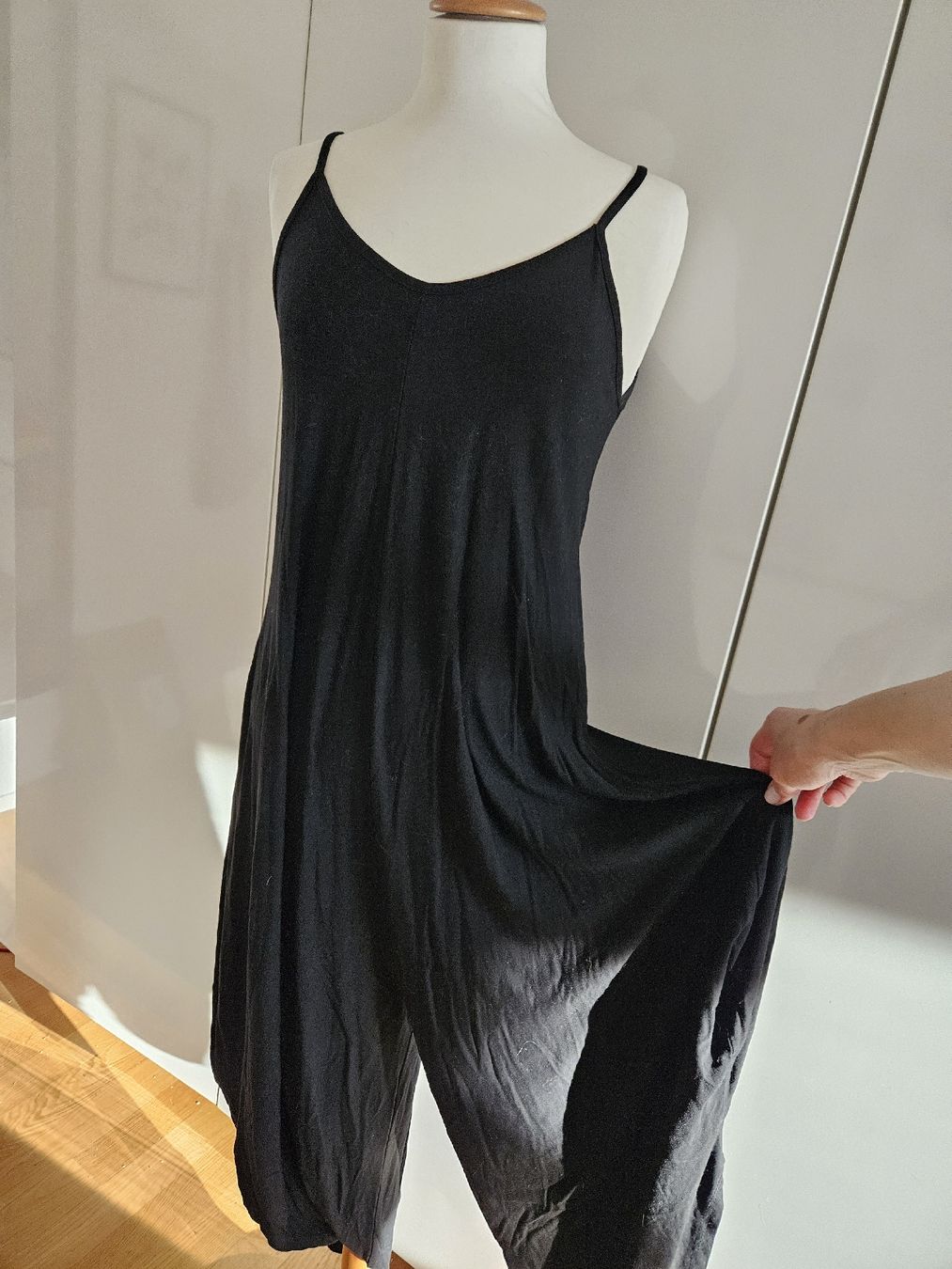 Tute: Luftiger Jumpsuit Onesize – Nuovo (secondo la descrizione) da Zürich venduto da ColdCoffee 2