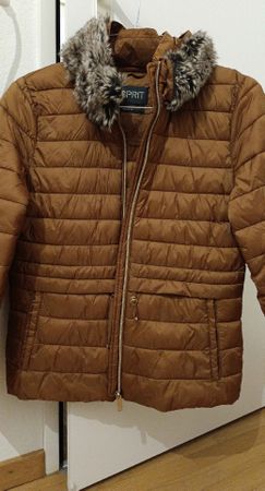 Stylische Esprit Winterjacke Grösse S/M