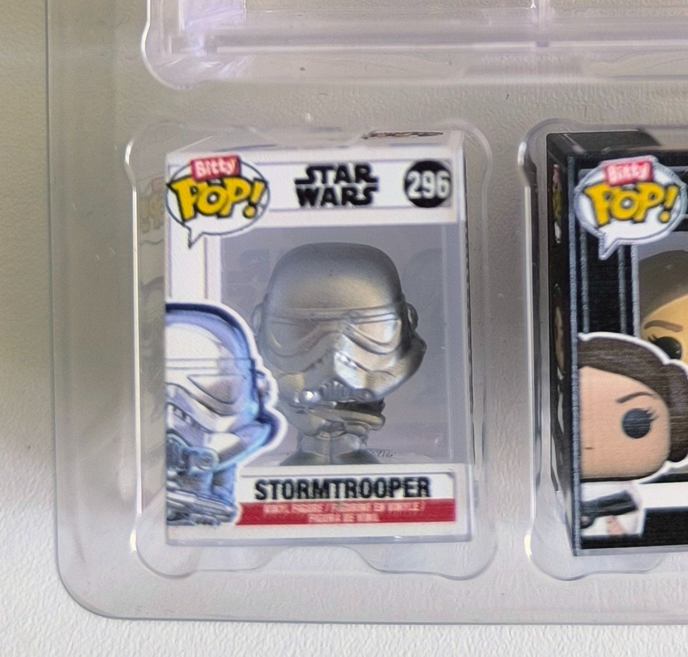 Funko Statuette: 4x Funko Bitty Star Wars mit CHASE Stormtrooper & Display – Nuovo (secondo la descrizione) da Muttenz venduto da hak_dsk9 1
