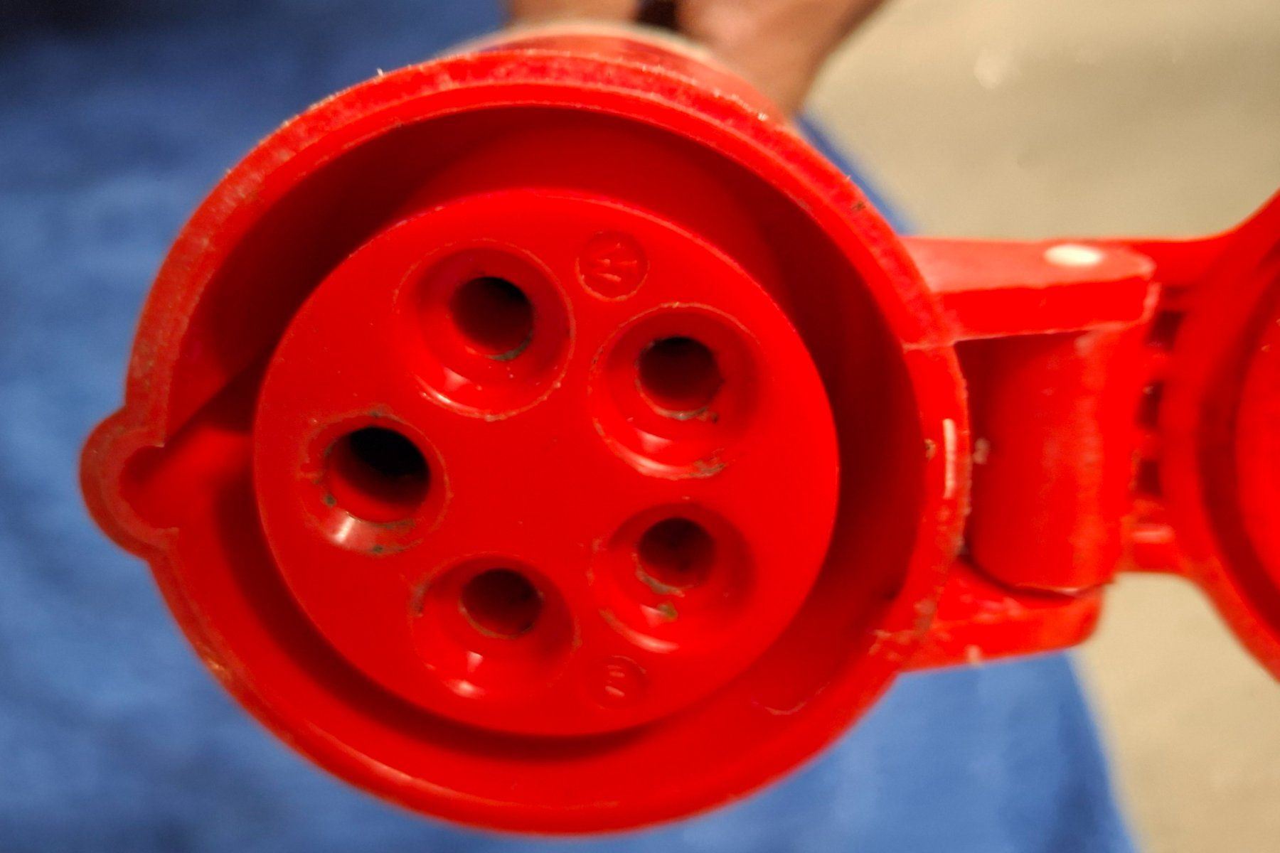Laufwerke & Adapter: Adapter Stromkabel – Gebraucht aus Oppikon von wisel079 1