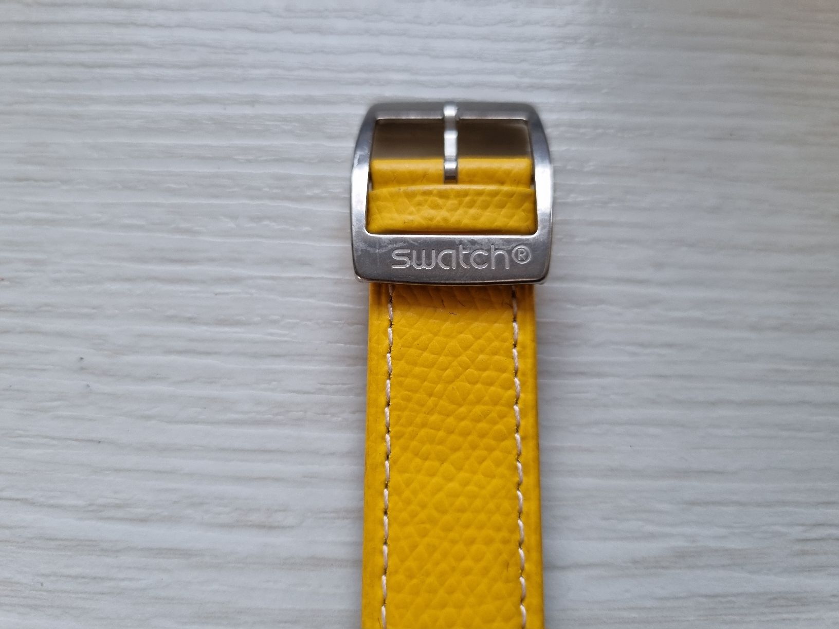 Swatch Orologi: Swatch Automatique jaune vive, excellent état – Usato da Vésenaz venduto da labonnevente83 2