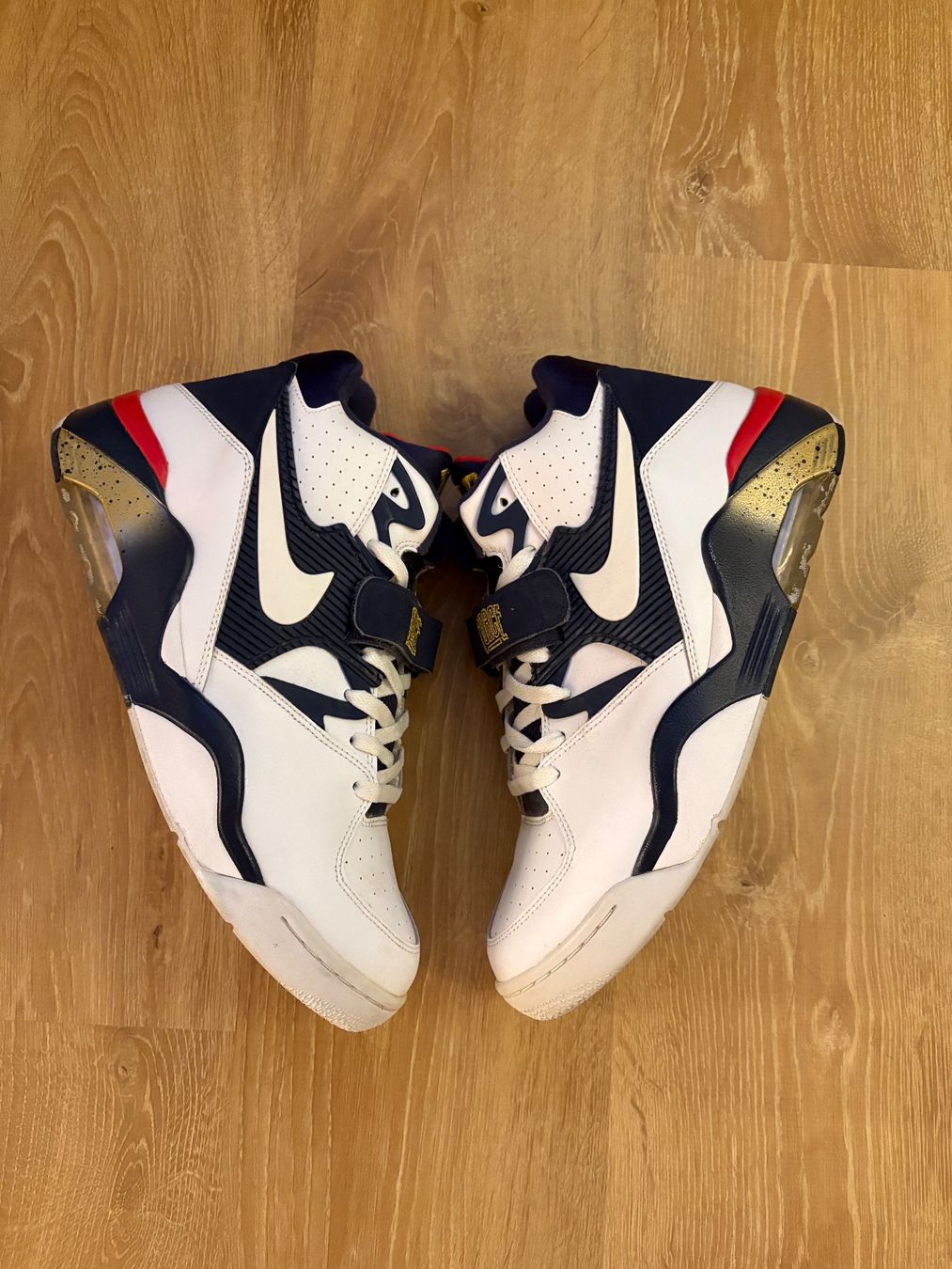Nike Chaussures hommes: Nike Air Force 180 Olympic - Size 12US – D'occasion à Rolle par kil_l6gr 1