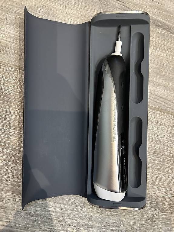 Oral B Cura dei denti: Brosse à dent électrique Oral-B – Usato da Les Geneveys-sur-Coffrane venduto da ba_s 3
