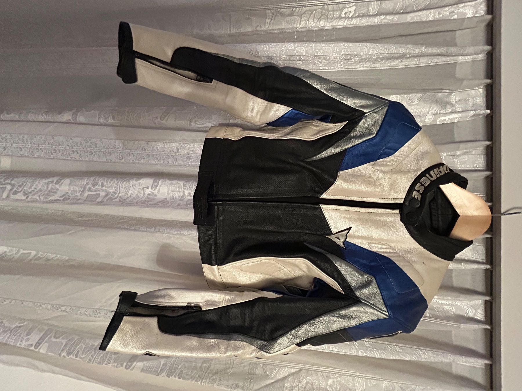 Completi, tute sportive e funzionali: Dainese Lederkombi Gr 46 – Usato da Affoltern am Albis venduto da Swissdevil78 1