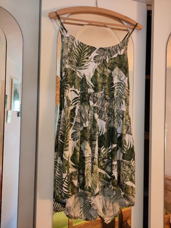 Jumpsuit mit Palmenmuster Gr. 38 luftig leicht 🌴