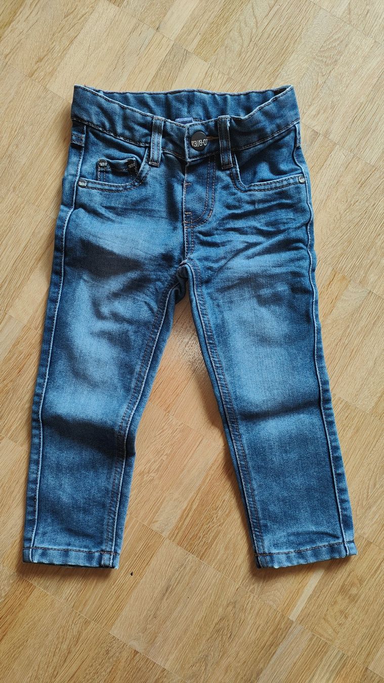 Hosen: Jeans Hose  (Gr. 98 / 2-3 years) – Gebraucht aus Wädenswil von adelimmat