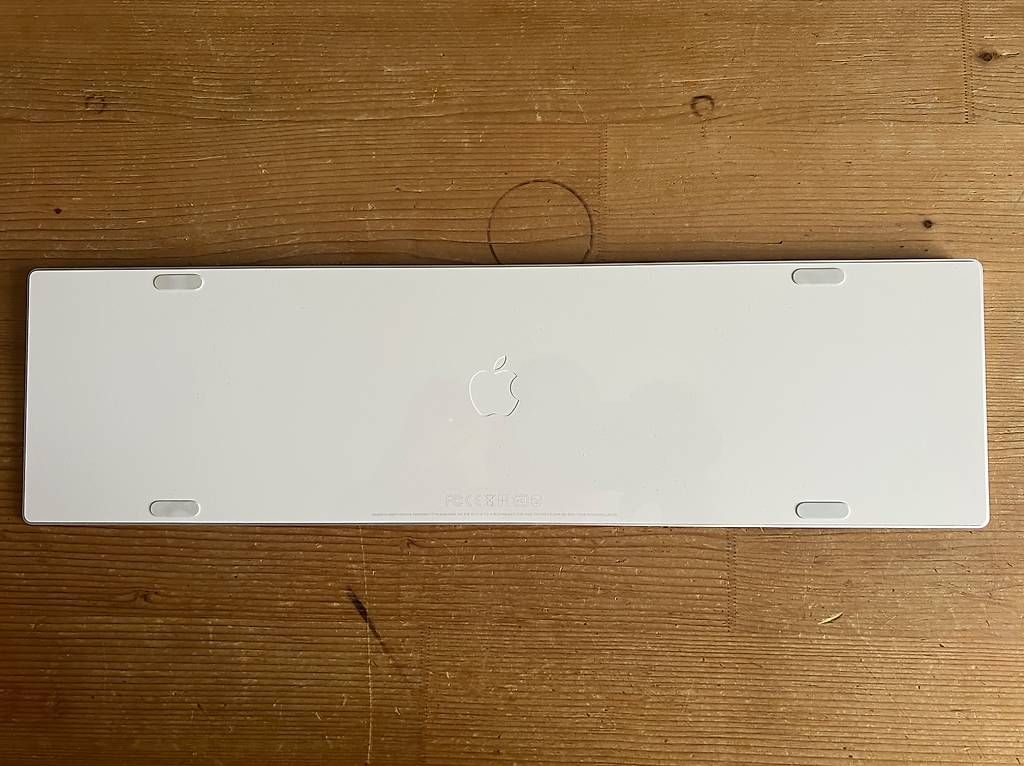 Tastaturen: Apple Magic Keyboard mit Ziffernblock (CH-Layout) – Gebraucht aus Jona von hoechrist 1