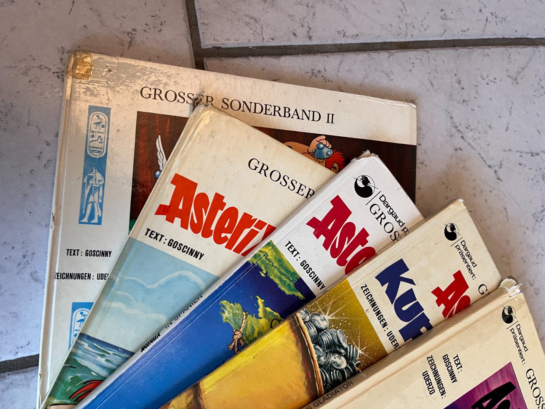 Comics: 8 Asterix und Obelix Bücher – Gebraucht aus Rafz von Isidorro1 7