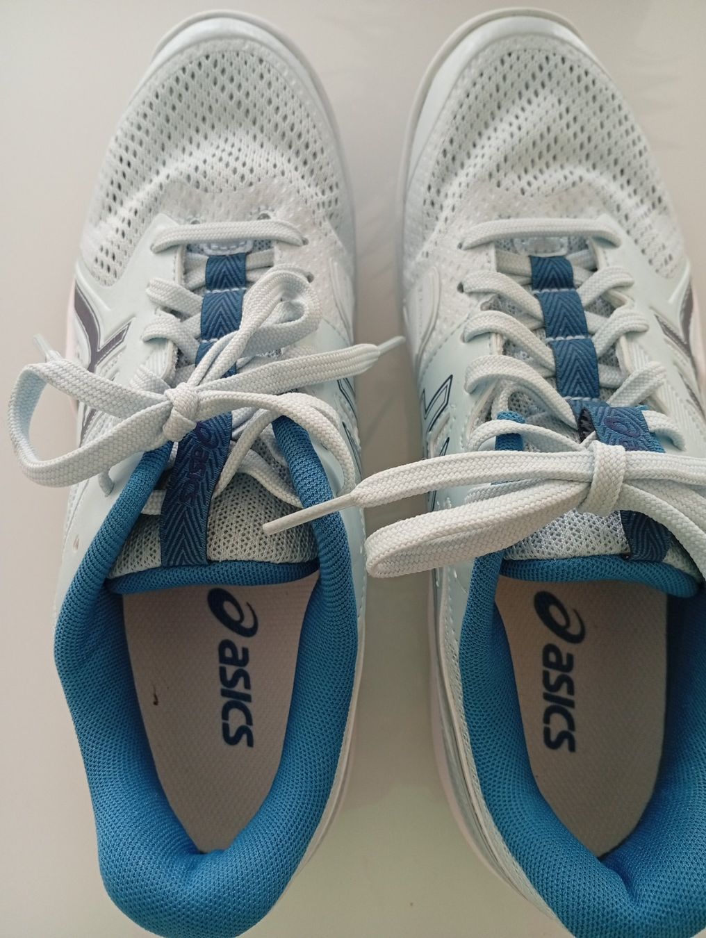 Asics Scarpe da donna: Turnschuhe Asics Gr.39.5 – Nuovo e nell'imballaggio originale da Ehrendingen venduto da Leu2011