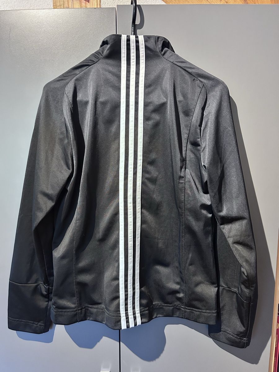 Adidas Vestes: Adidas Trainerjacke schwarz Gr. 38 – D'occasion à Einigen par Babychilli 2