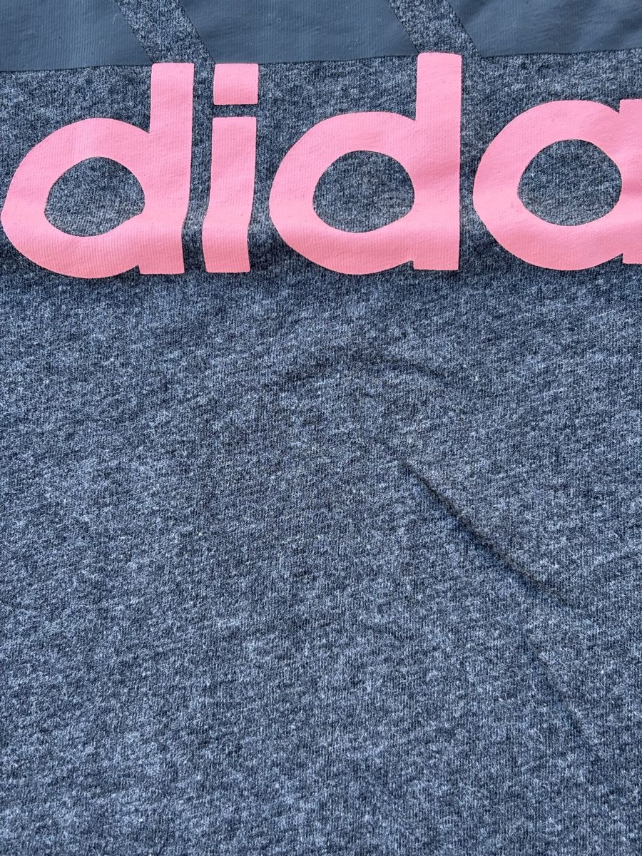 Adidas T-shirts: Adidas Tshirt M – D'occasion à Kesswil par Branca-01 5