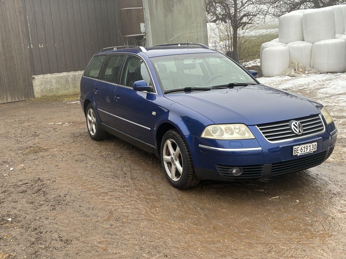 VW Automobili: VW Passat Stationswagen V6 4-Motion, – Usato da Häutligen venduto da Ulim6115 5