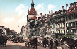 Bern BE Altstadt mit Zytglogge und Markt