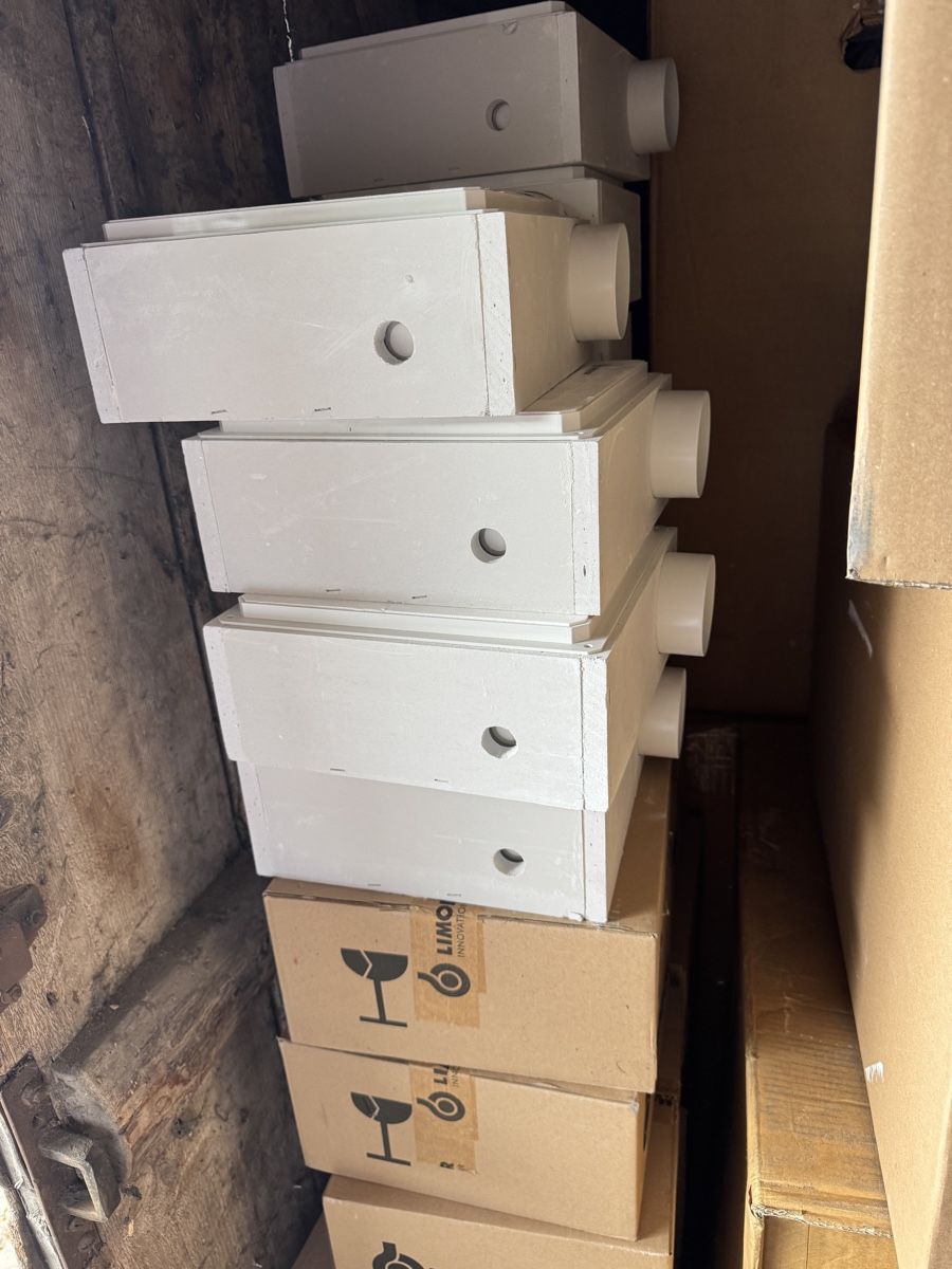 Ventilatoren: 8 Limodor neu mit Brandschutzgehäuse – Neu und originalverpackt aus Härkingen von 1S. 2