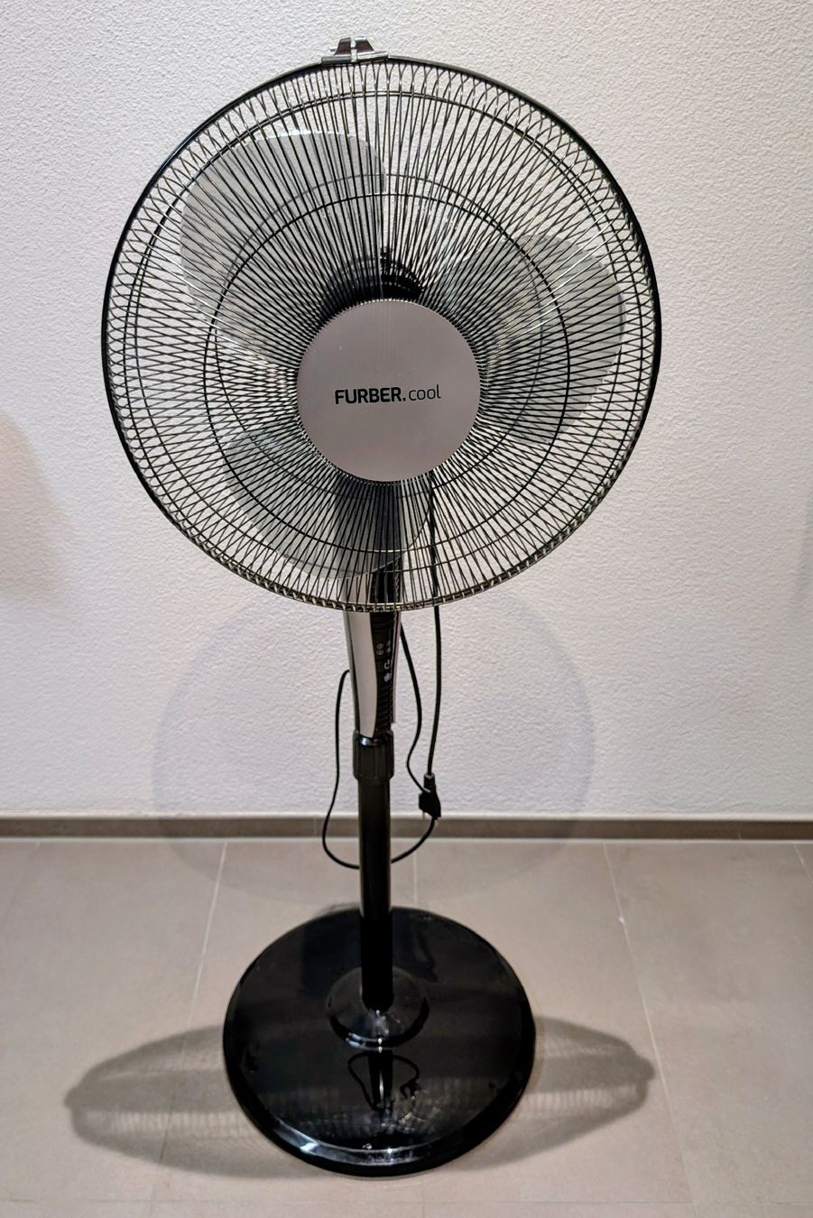 Ventilatori: FURBER.cool Standventilator 40 cm Durchmesser 3 Stufen – Usato da Lenzburg venduto da QualityFirstShop