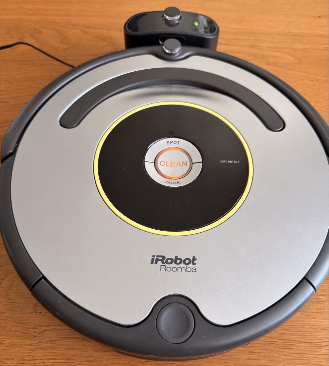 Irobot Aspirapolveri & Accessori: iRobot Roomba Staubsaugeoboter – Usato da Heerbrugg venduto da predch 1