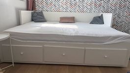 IKEA Hemnes Tagesbett mit Matratzen