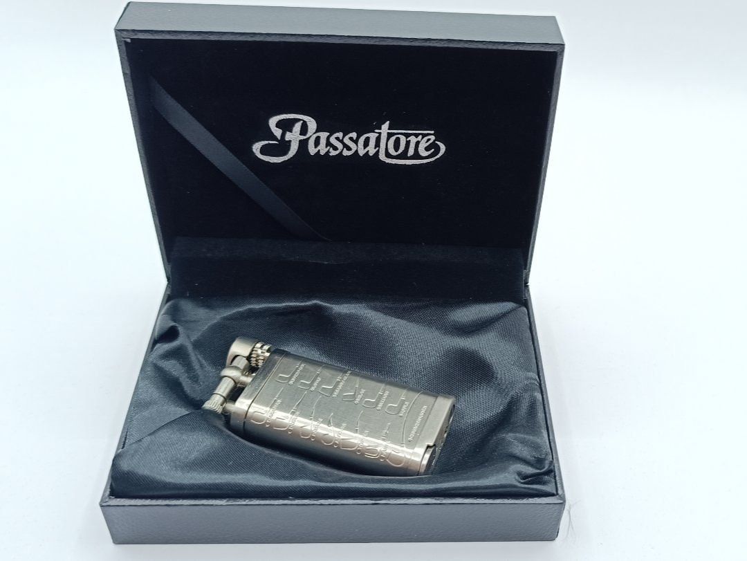 Accendini: Passatore Leonard Pfeife Feuerzeug Shapes Chrome – Nuovo e nell'imballaggio originale da Ennenda venduto da Benzinflamme 6
