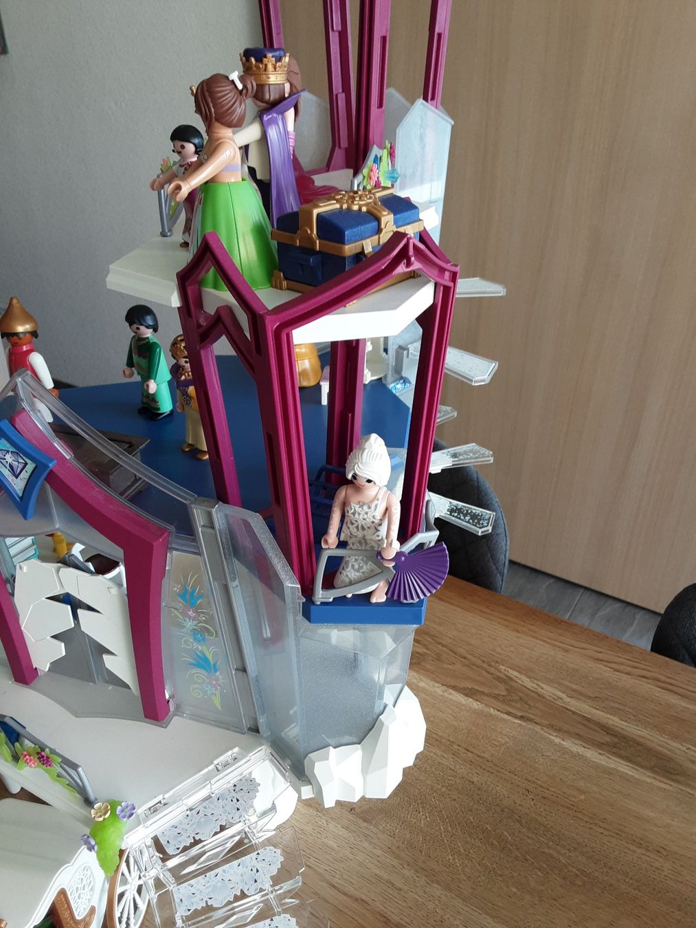 Playmobil Spielzeuge: Playmobil Eispalast – Gebraucht aus Unterägeri von KRD7 1