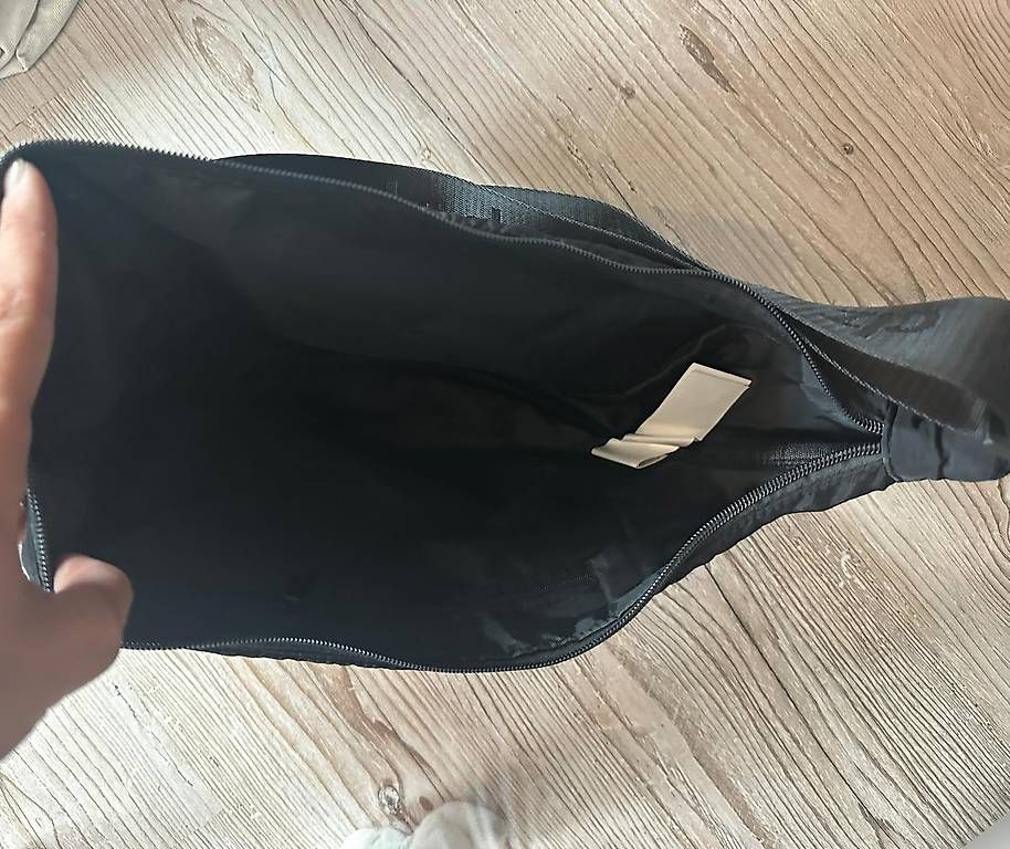 Borse da donna: Umhängetasche Calzedonia – Usato da Wauwil venduto da est_r5td 2