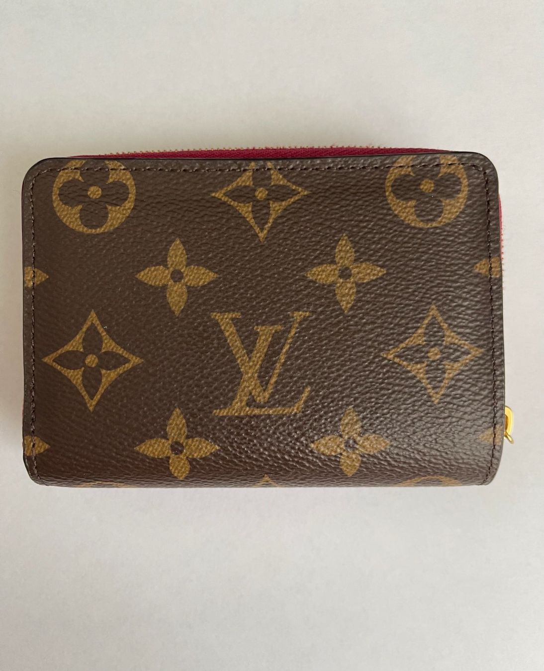 Louis Vuitton Portamonete: Louis Vuitton Lou Geldbörse – Nuovo (secondo la descrizione) da Kreuzlingen venduto da fra_95nj 4