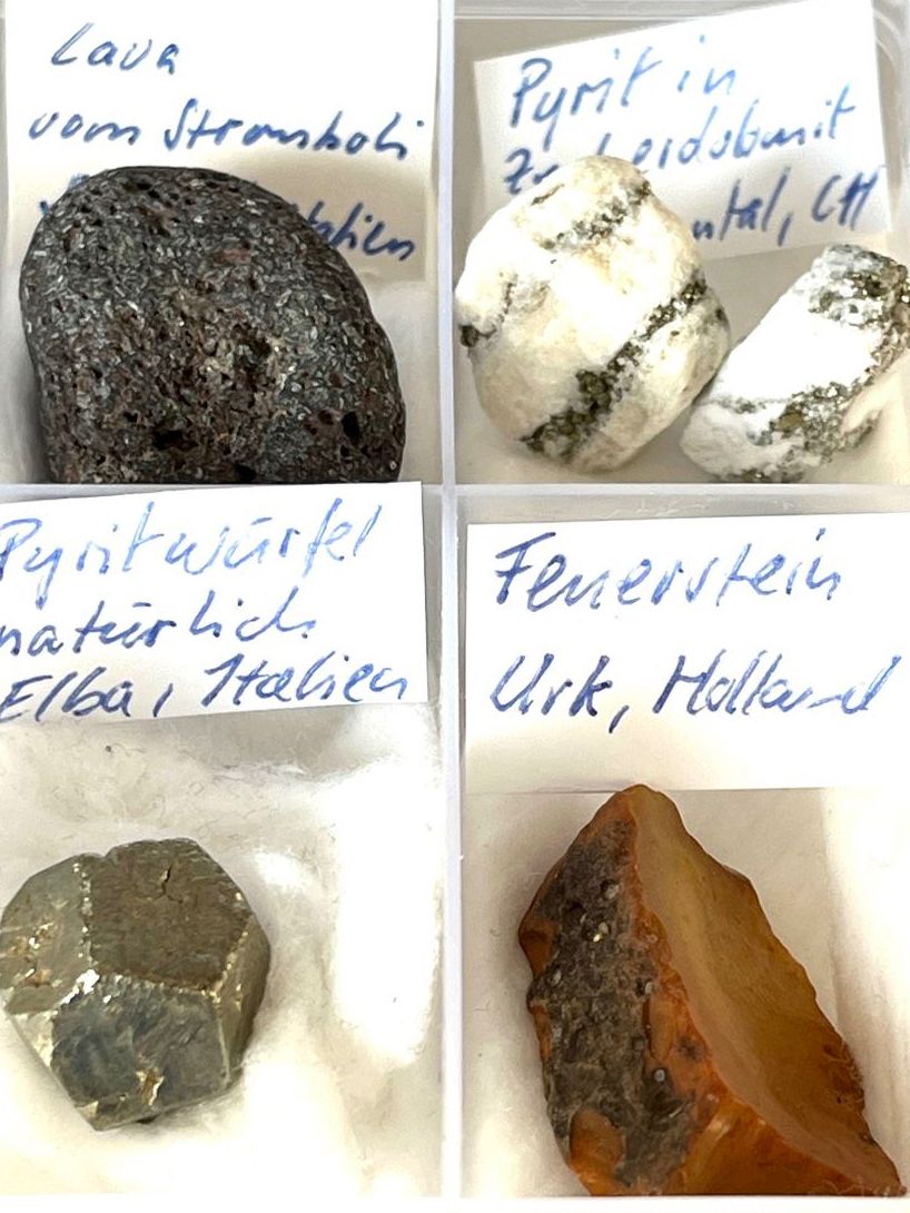 Mineralien & Heilsteine: Interessante  Mineraliensammlung! – Gebraucht aus Uster von Arrayo 2
