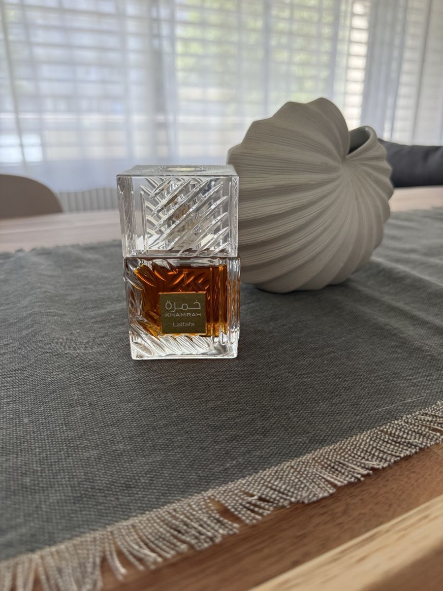 Lattafa Parfum & Eau de Toilette: Lattafa Khamrah Eau de Parfum 100ml NEU – Neu (gemäss Beschreibung) aus Biezwil von noa_zz88